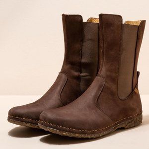 El Naturalista Brown Ankle Boots